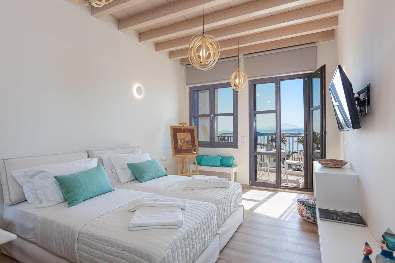 V77 Seafront Suites ريثيمنو المظهر الخارجي الصورة
