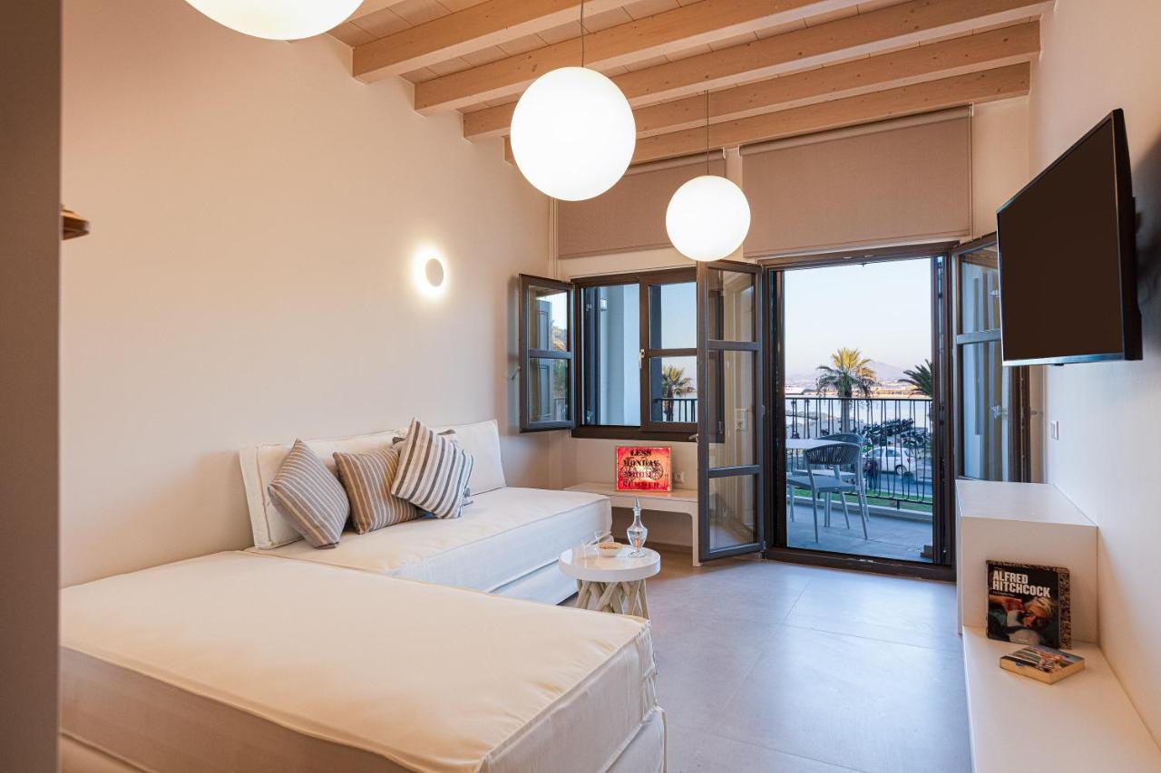V77 Seafront Suites ريثيمنو المظهر الخارجي الصورة