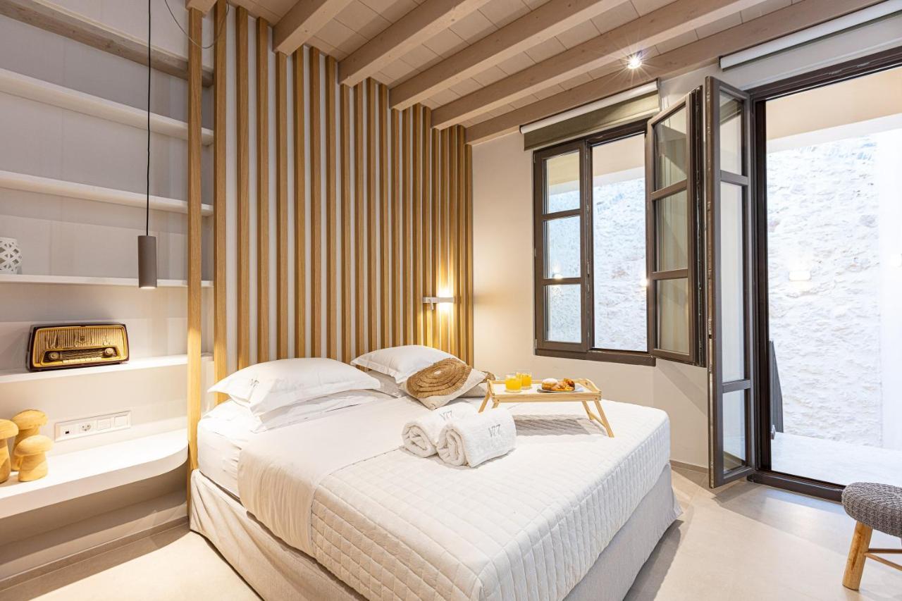 V77 Seafront Suites ريثيمنو المظهر الخارجي الصورة